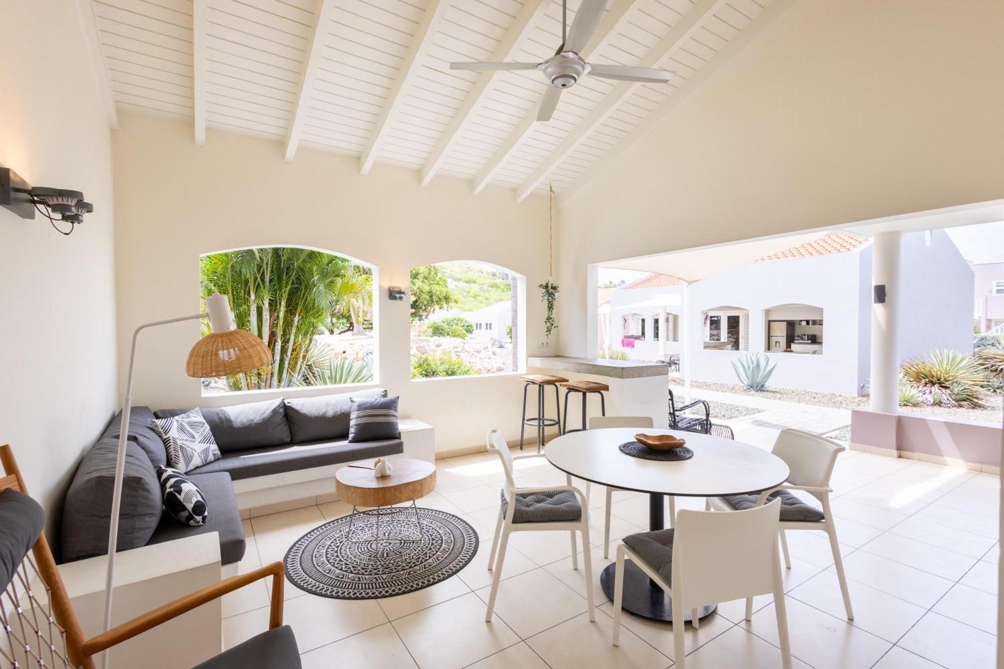 Coral Estate Luxury Resort Willibrordus Ngoại thất bức ảnh